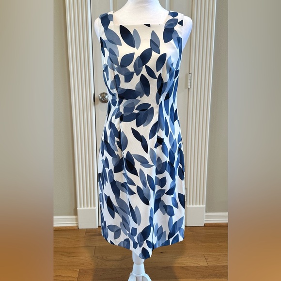dressbarn Dresses & Skirts - Dressbarn Sz 4 Blue and White Sheath Midi Dress Sleeveless